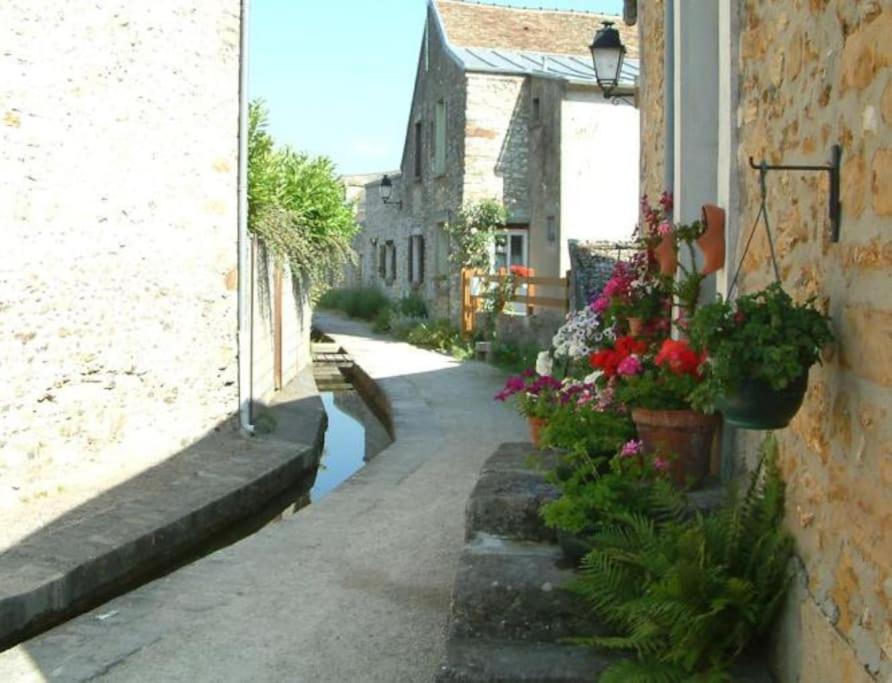 Petite Maison De Village Maincy Eksteriør bilde